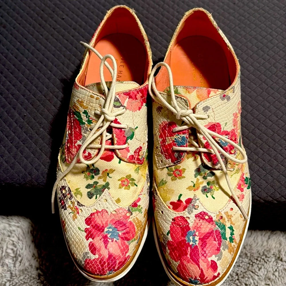 Cole Haan Floral Original Grand Oxfords Size 6 - Picture 3 of 6